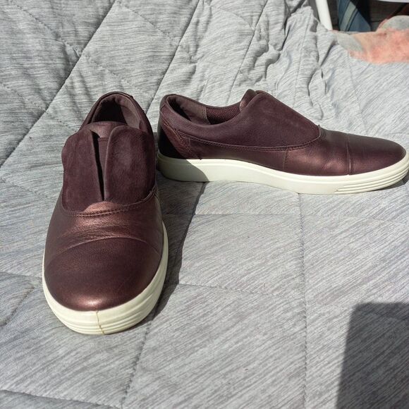 Ecco Shoes - Ecco Soft 7 Leather Slip-On Comfort Extra Width Sneaker Womens 7 Metallic Brown